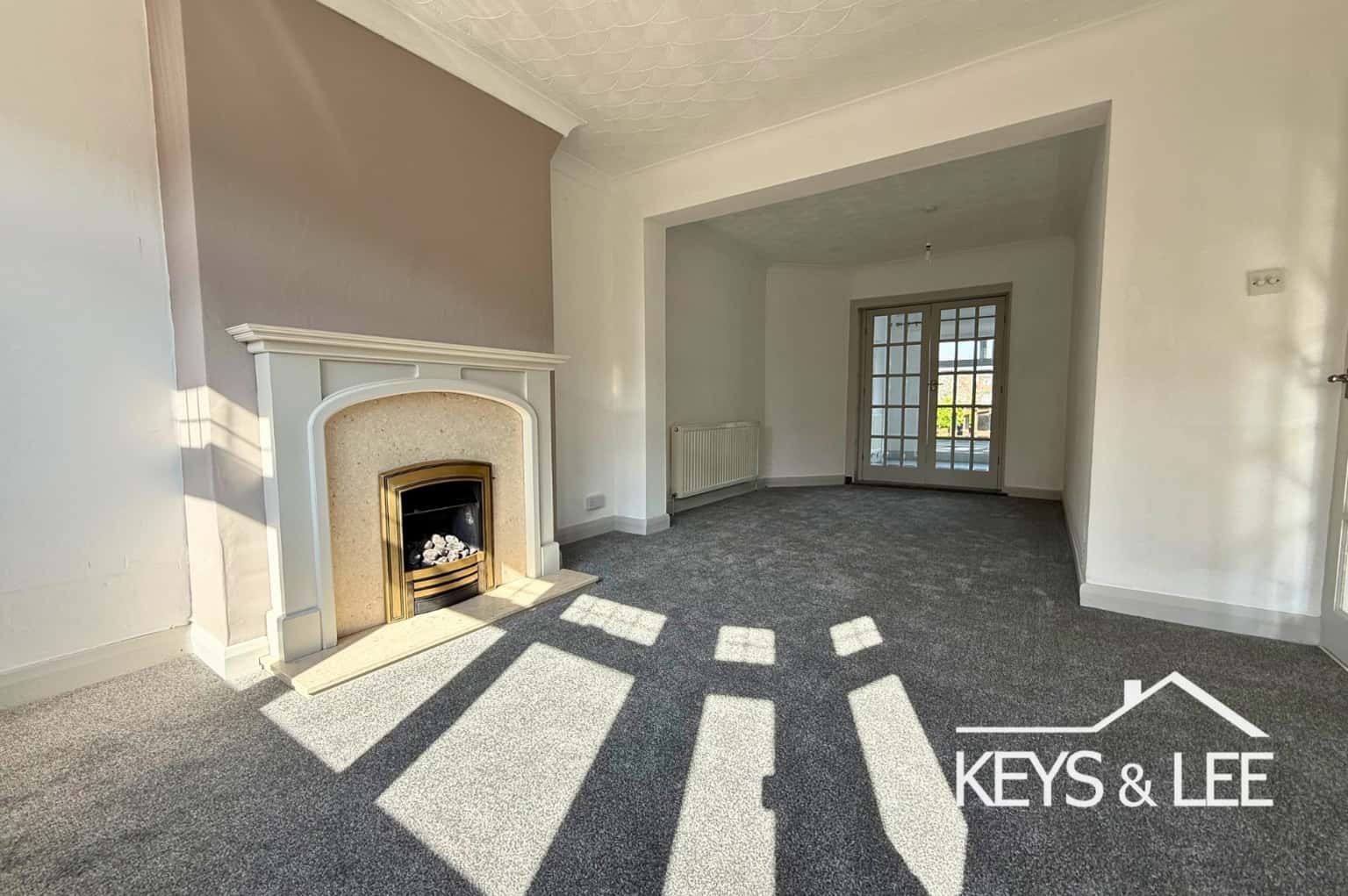 A refurbished 2 double bedroom extended house with 2 reception rooms and a beautiful garden. property first image