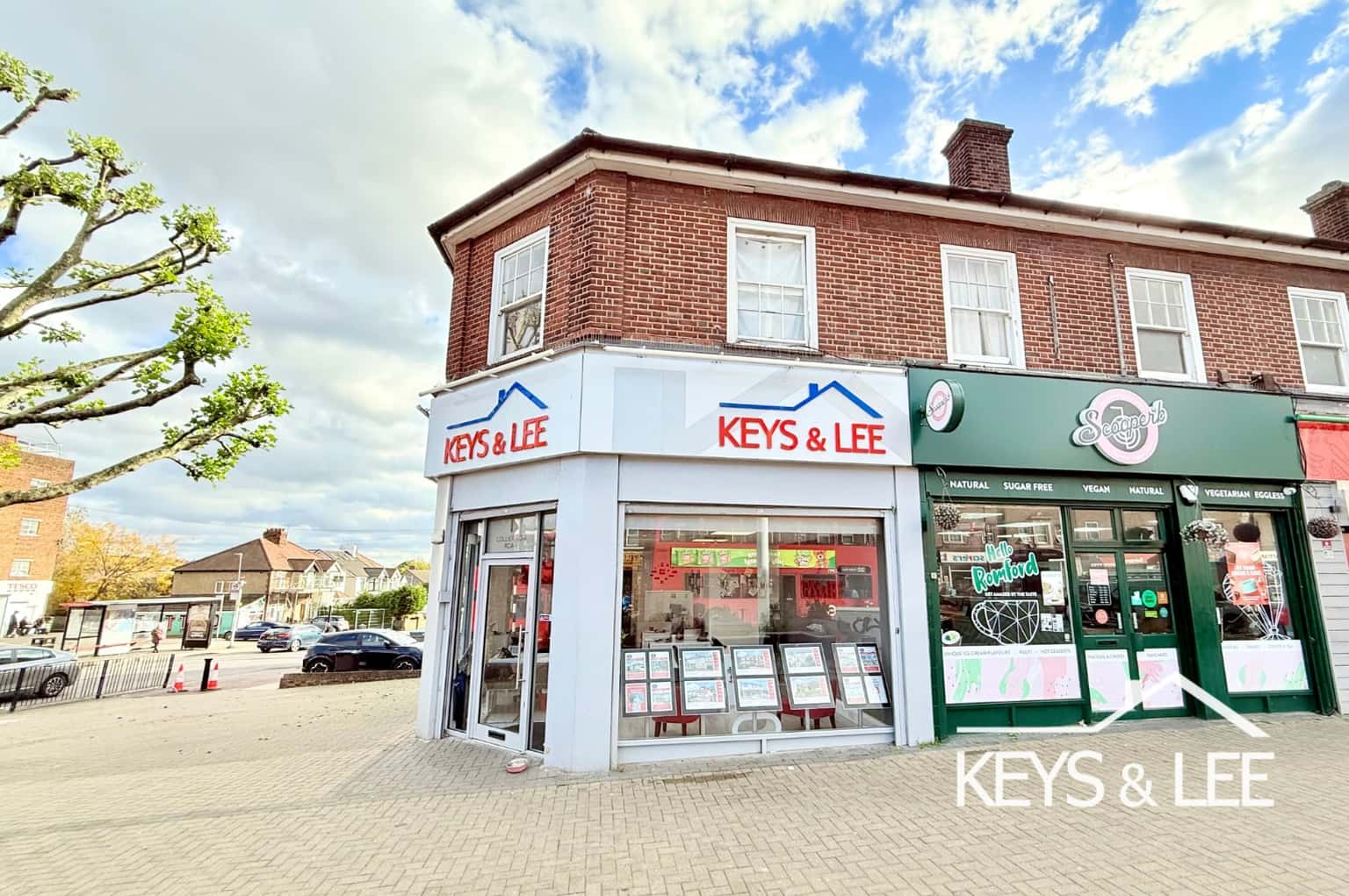 Are you looking for a freshly refurbished, 3 bedroom home right in the heart of Collier Row? property first image