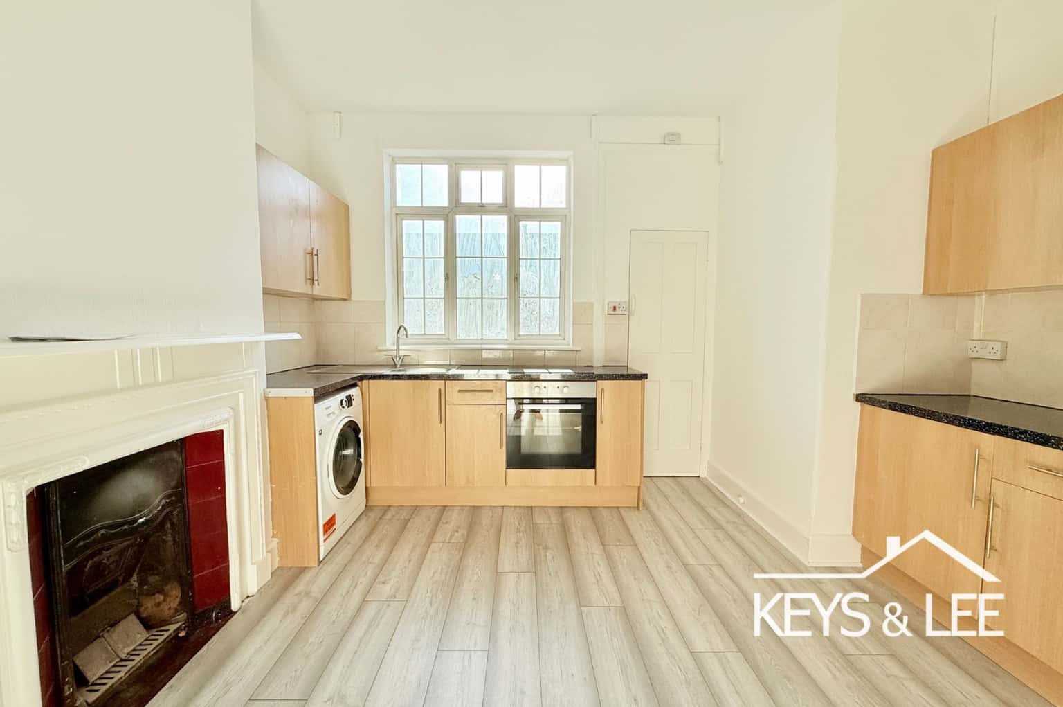 Are you looking for a freshly refurbished, 3 bedroom home right in the heart of Collier Row? property first image