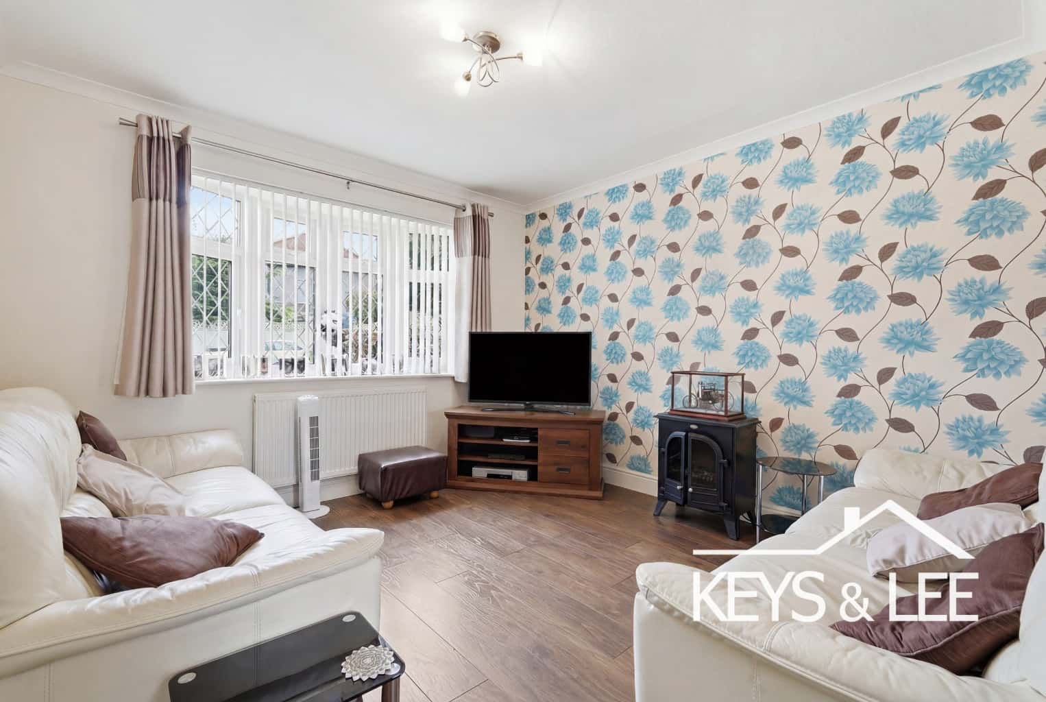 Could this extended, move in ready 3 bed home near popular schools be your family’s next chapter? property first image