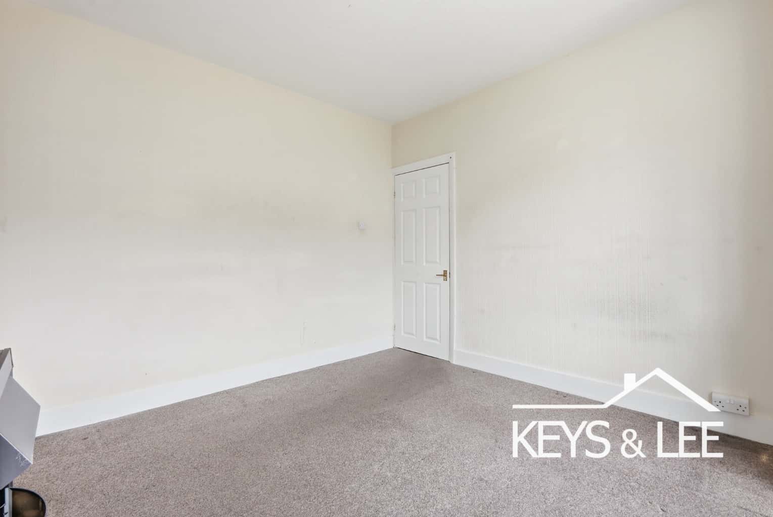 Chain free family home with 3 bedrooms, conservatory, 2 bathrooms, large garden and outbuilding. property first image
