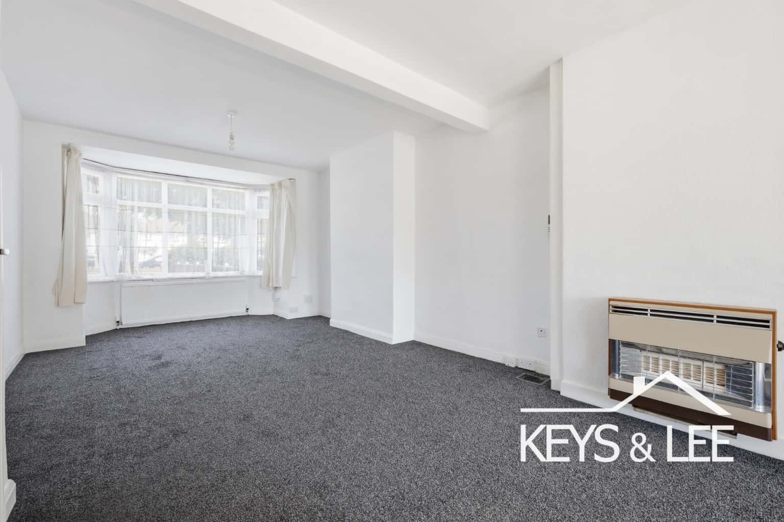 Freshly decorated home near to Queens hospital with 3 bedrooms, 2 reception areas and a long garden. property first image