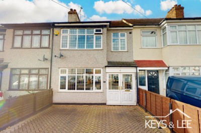 Lynton Avenue, Romford - EAID:ISSL, BID:5996